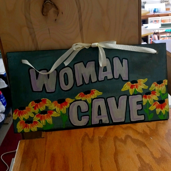Hand painted sign - Picture 1 of 1